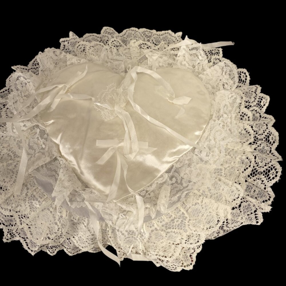 SATIN RING PILLOW -- Vintage 1980, Elastic Hold Strap, Ring Ties, Lace Doily - Picture 7 of 13